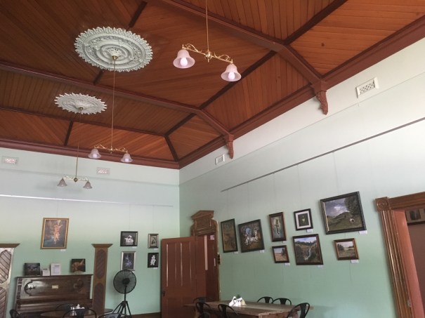 The Dabbling Duck, St Arnaud, Victoria 