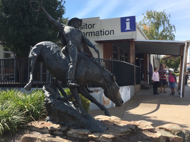Man From Snowy River statue in Corryong