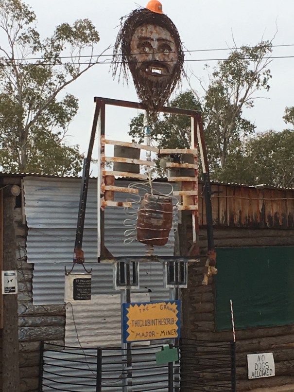 Club in the Scrub Grawin