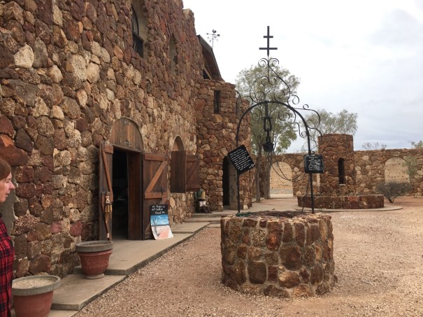 Amigos Castle Lightning Ridge 